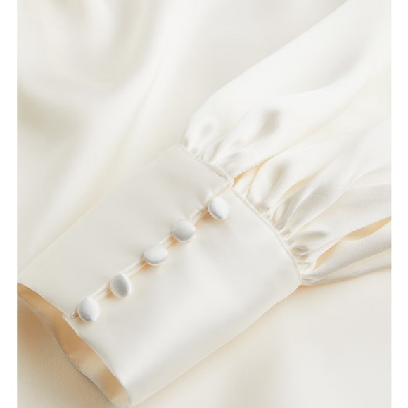 H&M white satin bishop sleeve crop top - Picture 2 of 4